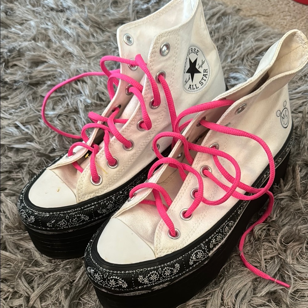 Converse Women's High-Top Platform Sneakers - White and Pink